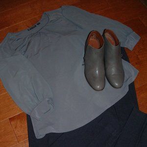 NY & Company Size XL Gray Top (NWT)